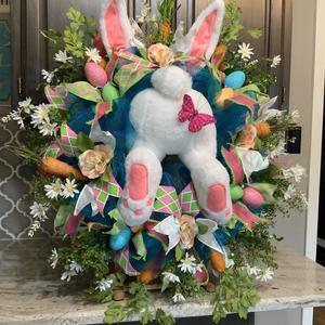 Easter bunny wreath ๐ฐ๐ See how the rabbit broke into your home!
