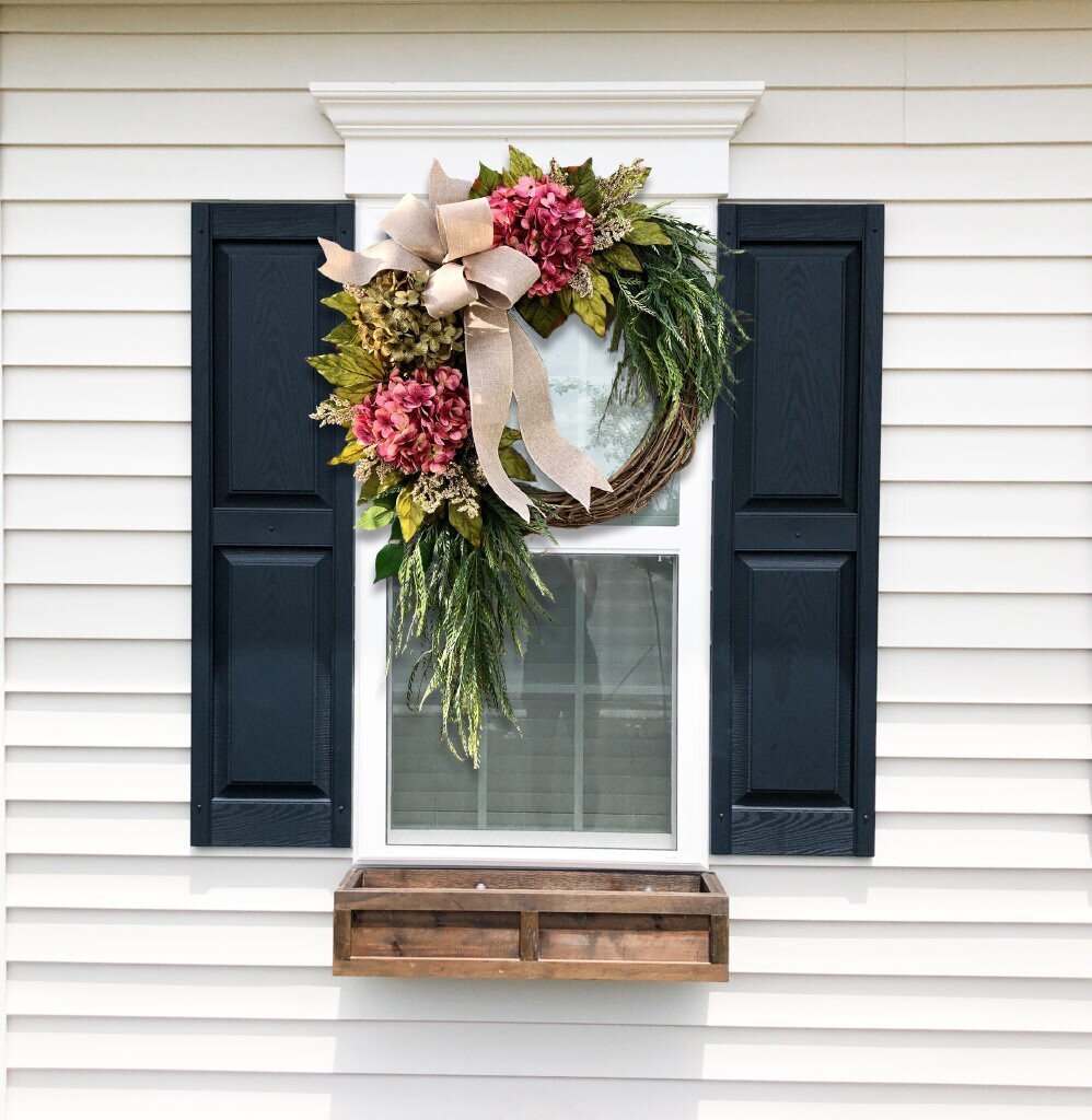 Farmhouse pink hydrangea wreath - Rustic home decor