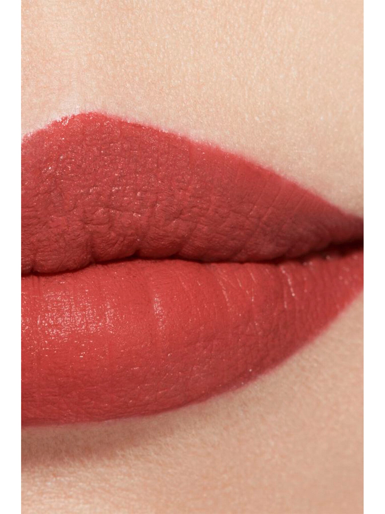 Rouge Allure Velvet Luminous Matte Lip Colour