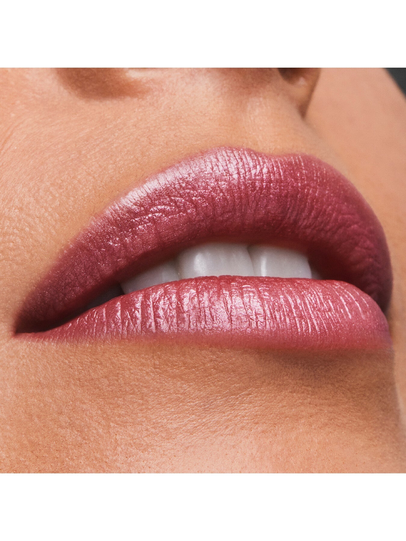 Pure Color Hi-Lustre Lipstick