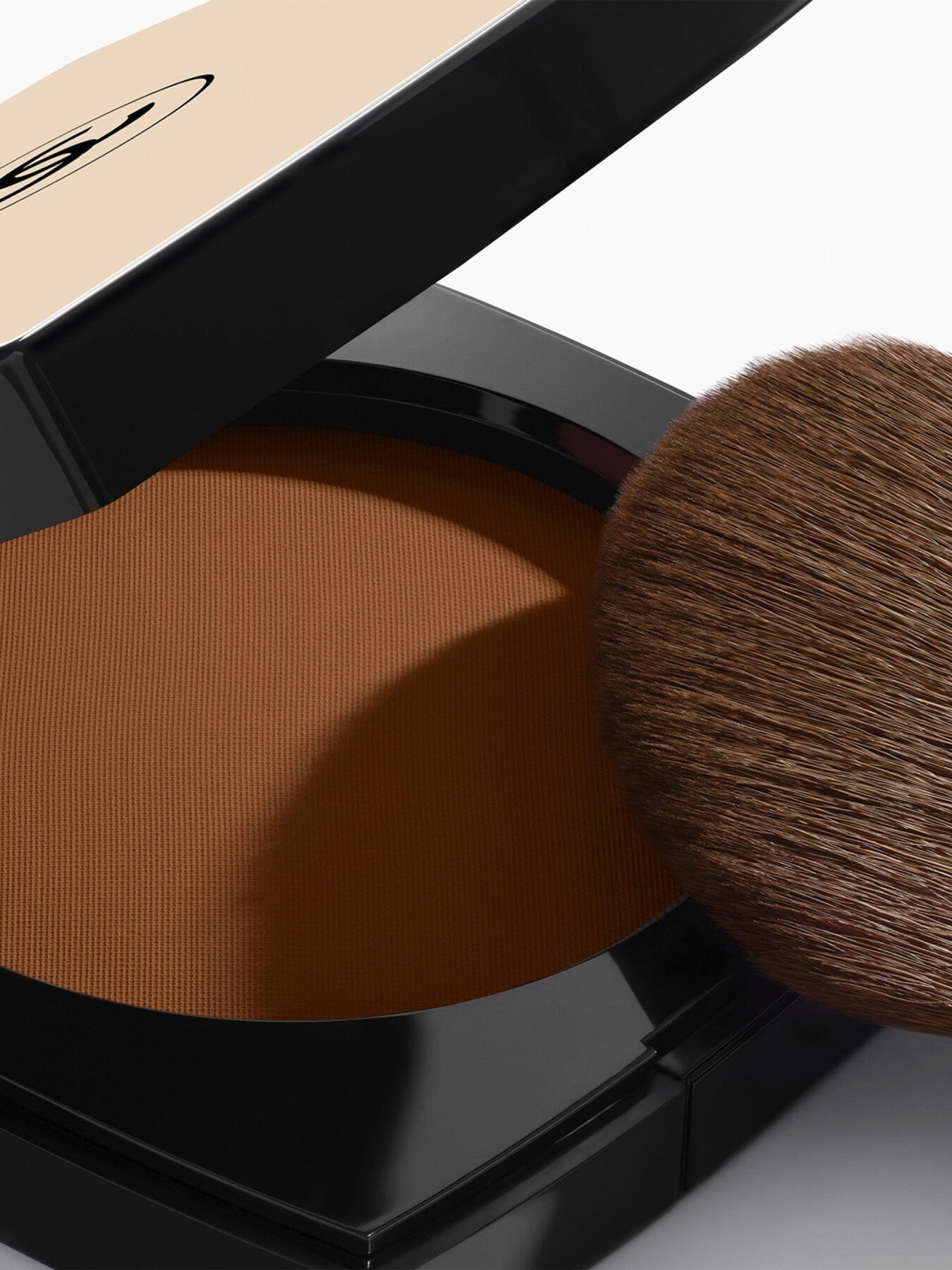 Les Beiges Healthy Glow Powder