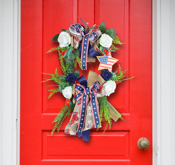 Independence Day floral leaves wreath