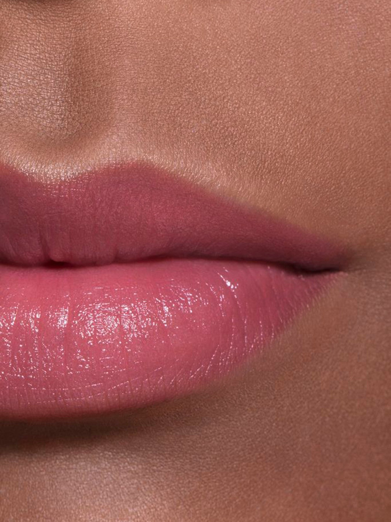 Les Beiges Healthy Glow Lip Balm