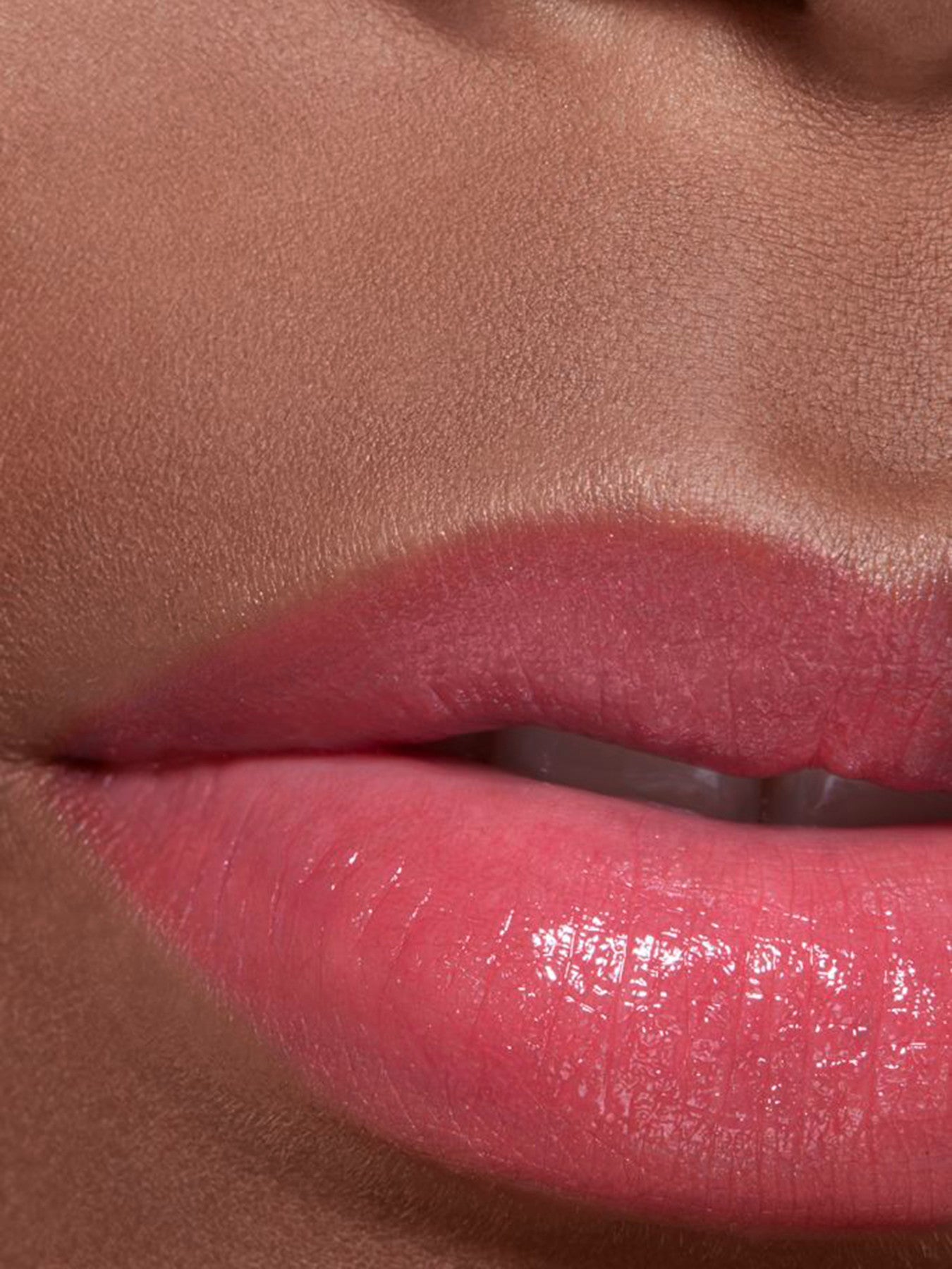 Les Beiges Healthy Glow Lip Balm