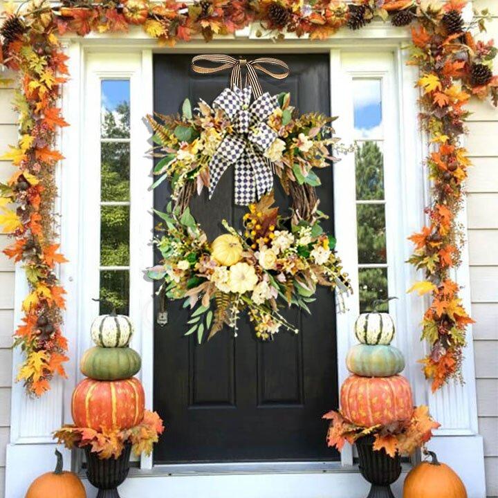 Pumpkin wreath with bow