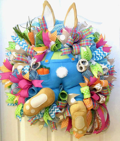 🐰 Easter bunny wreath for the front door. 💐