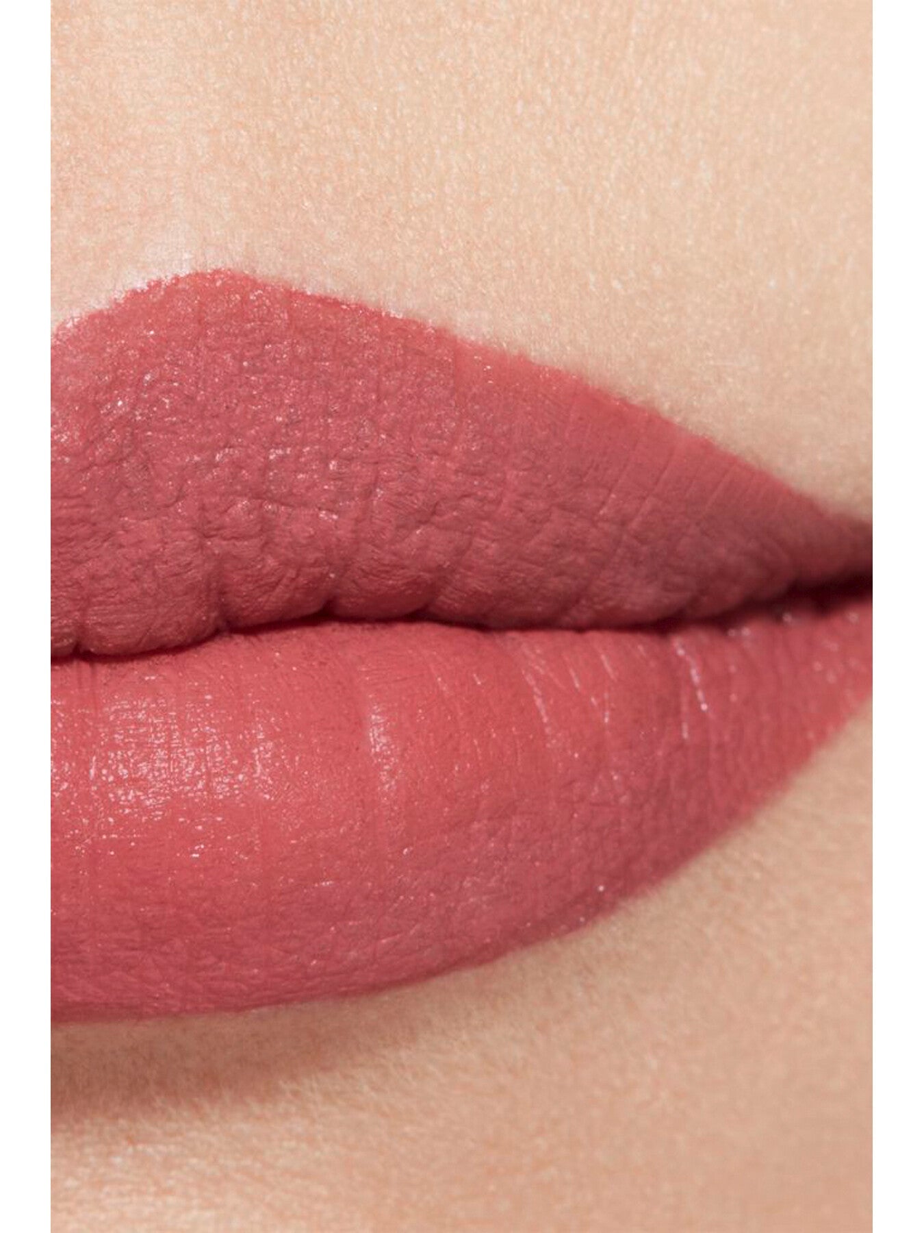 Rouge Allure Velvet Luminous Matte Lip Colour
