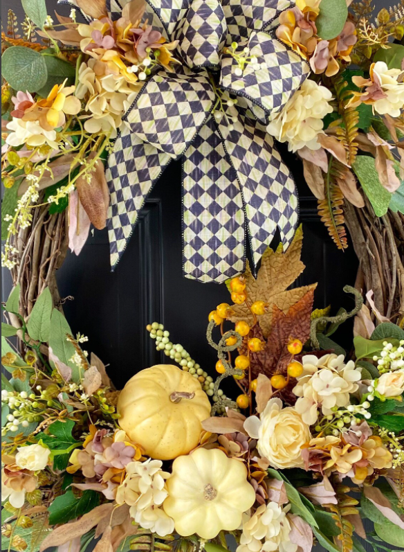 Pumpkin wreath with bow