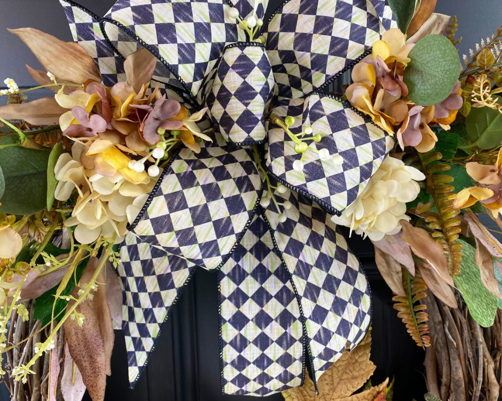 Pumpkin wreath with bow