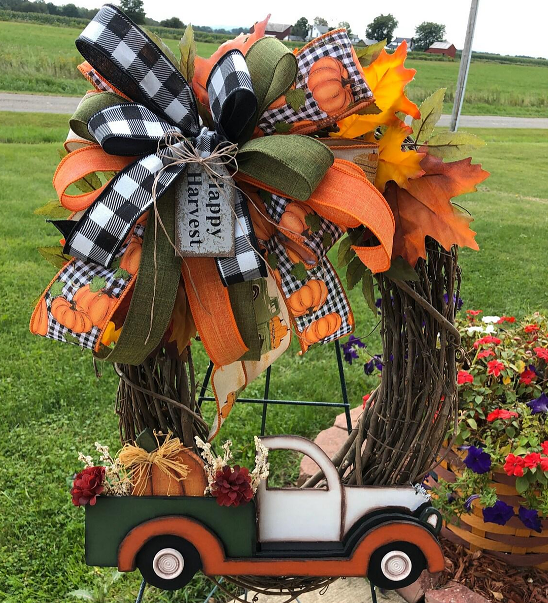 Farmhouse Pumpkin Truck Wreath - Autumn Nature Decoration