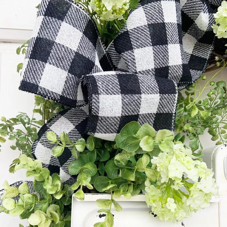 Summer farmhouse truck wreath - This is the latest way to welcome summer
