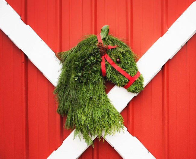 Farmhouse Double Horse Head Christmas Wreath